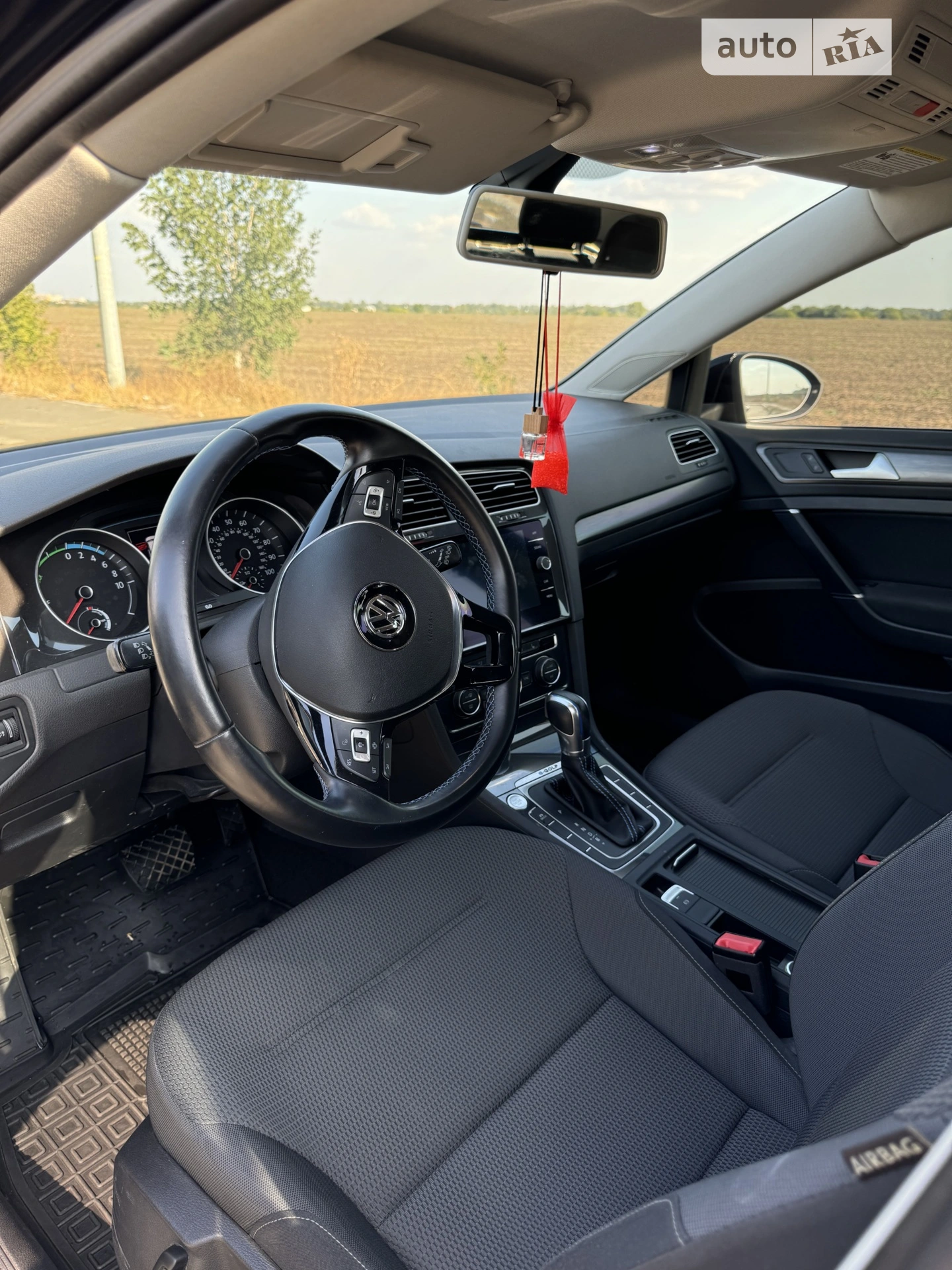2019 Volkswagen Golf - мініатюра 15