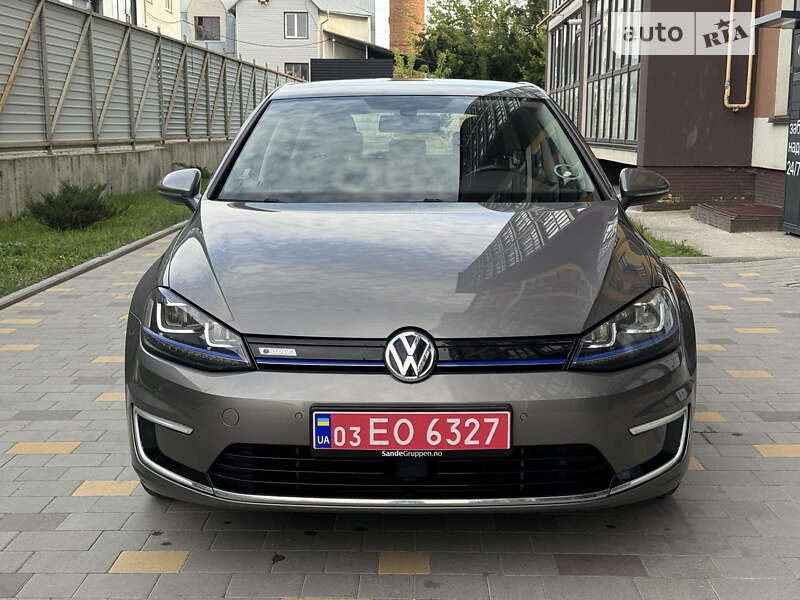 Хетчбек Volkswagen e-Golf 2015 в Красилові