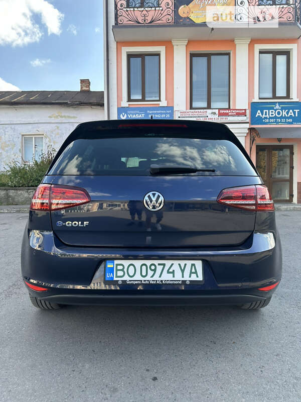 Хетчбек Volkswagen e-Golf 2015 в Козові