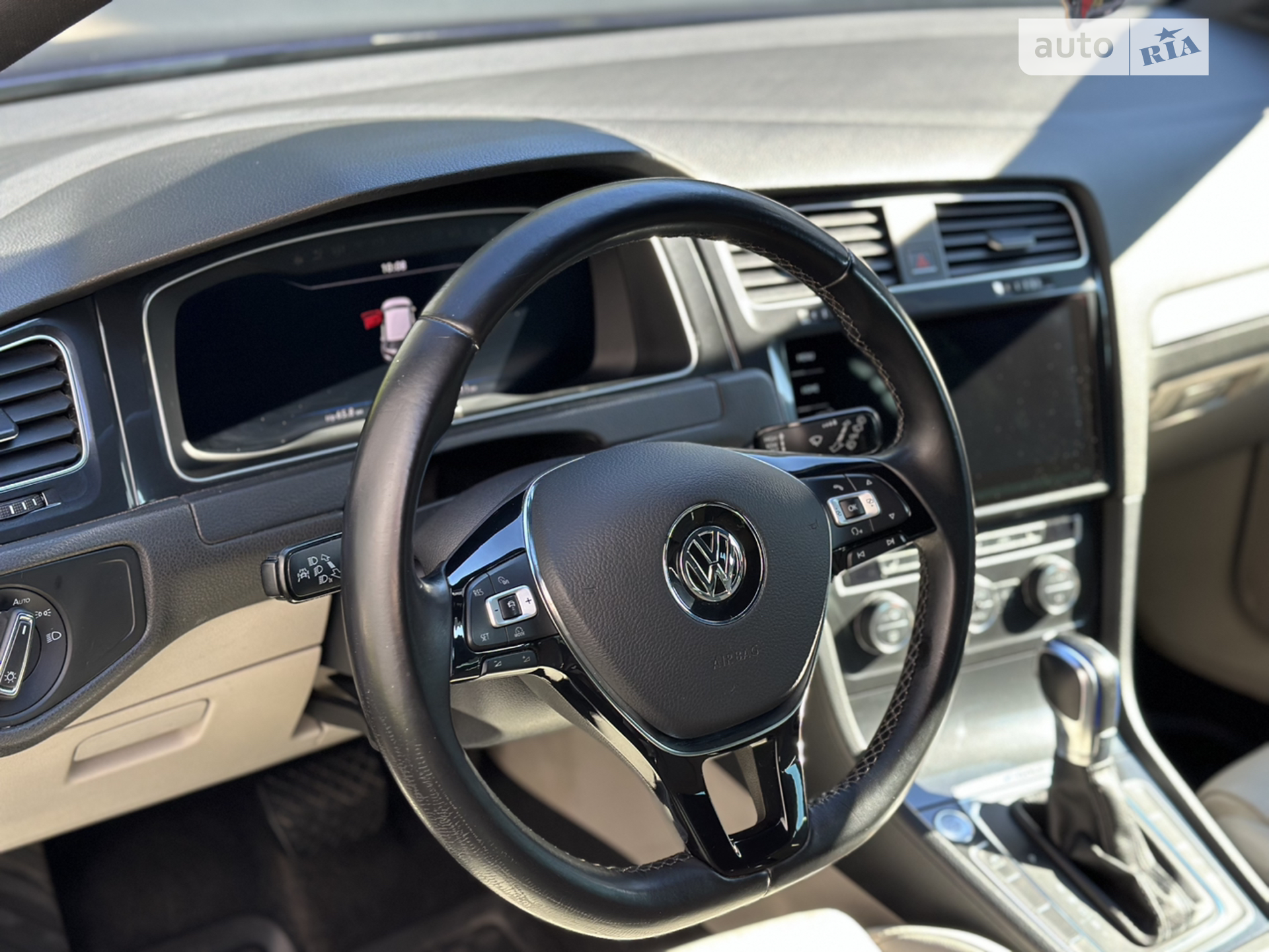 2017 Volkswagen Golf - мініатюра 20