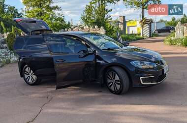 Хэтчбек Volkswagen e-Golf 2018 в Ивано-Франковске