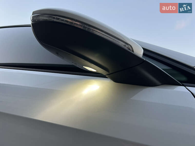 Хетчбек Volkswagen e-Golf 2018 в Кривому Розі