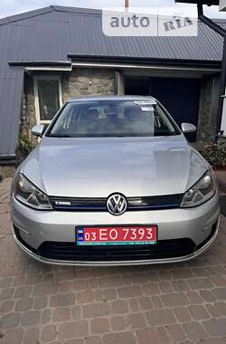 Хэтчбек Volkswagen e-Golf 2015 в Львове