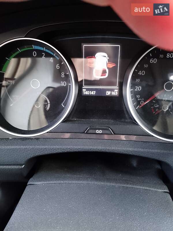 Хетчбек Volkswagen e-Golf 2014 в Києві