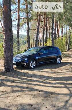 Хэтчбек Volkswagen e-Golf 2015 в Виннице