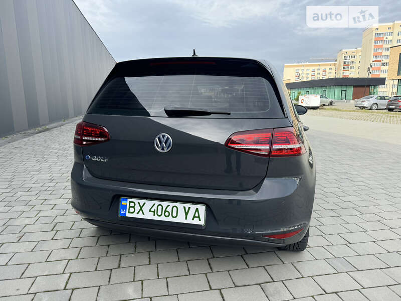 Хэтчбек Volkswagen e-Golf 2015 в Хмельницком