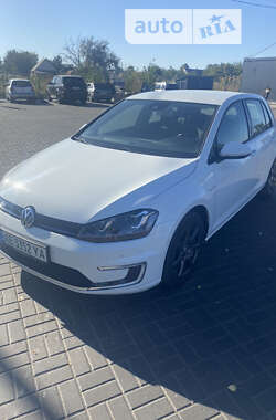 Хэтчбек Volkswagen e-Golf 2014 в Днепре