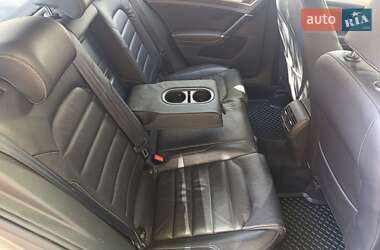 Хэтчбек Volkswagen e-Golf 2015 в 