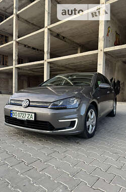 Хетчбек Volkswagen e-Golf 2015 в Тернополі