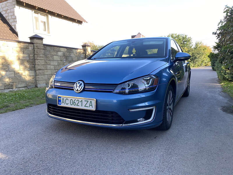 Хетчбек Volkswagen e-Golf 2014 в Луцьку