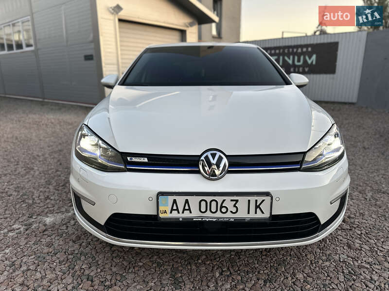 Хетчбек Volkswagen e-Golf 2018 в Києві