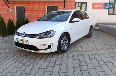 Хетчбек Volkswagen e-Golf 2014 в Чернівцях