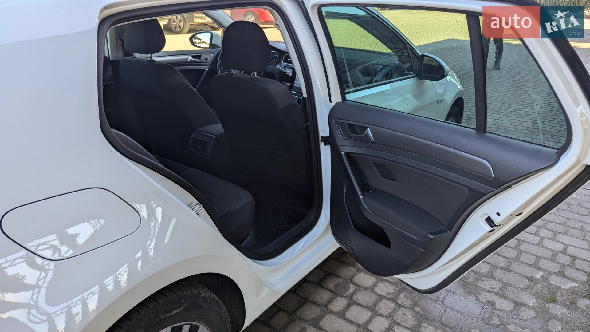 2017 Volkswagen Golf - мініатюра 25