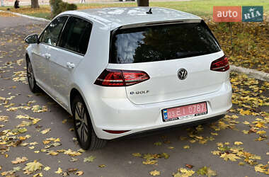 Хетчбек Volkswagen e-Golf 2015 в Рівному