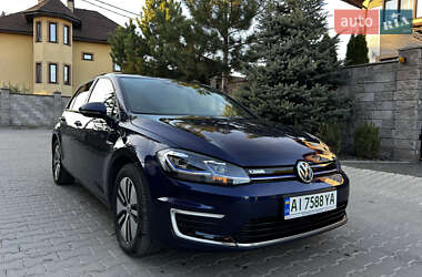 Хэтчбек Volkswagen e-Golf 2019 в Киеве