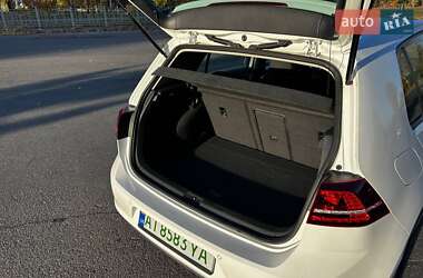 Хэтчбек Volkswagen e-Golf 2014 в Киеве