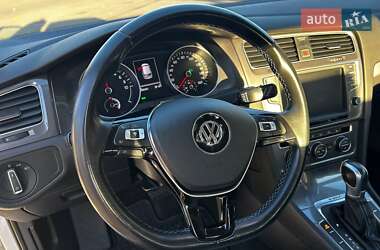 Хэтчбек Volkswagen e-Golf 2014 в Киеве