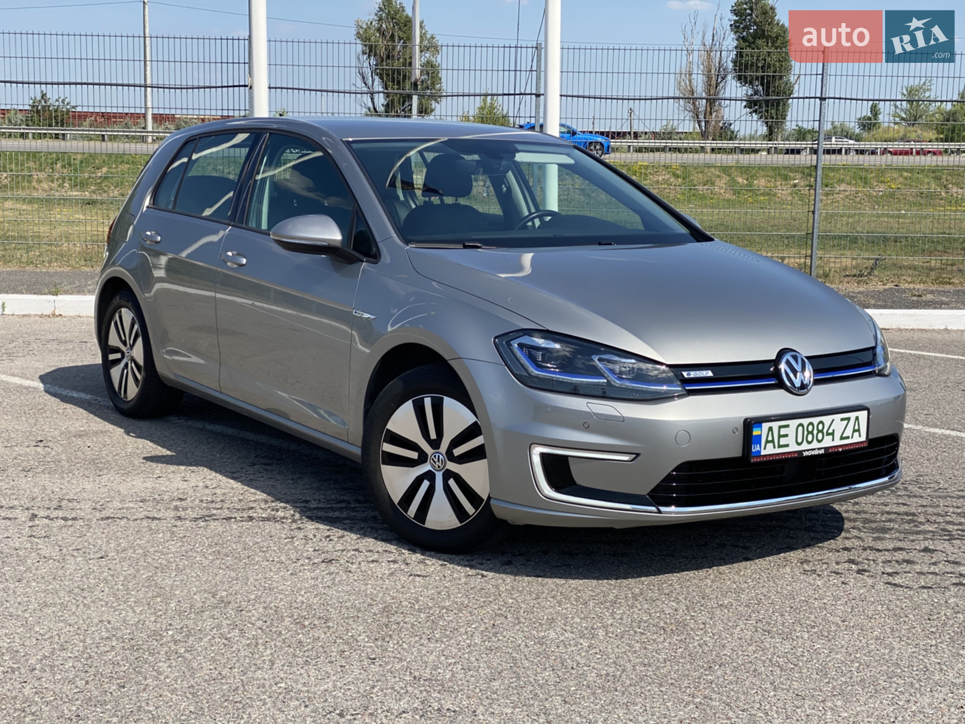 2017 Volkswagen Golf - фото 1