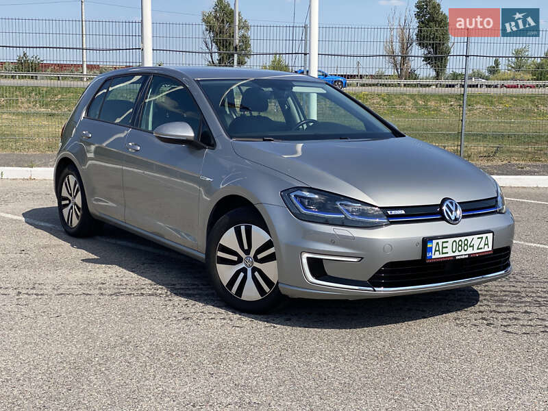 Volkswagen e-Golf 2017