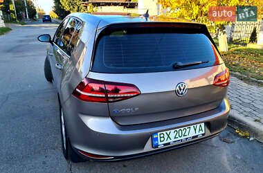 Хэтчбек Volkswagen e-Golf 2015 в Хмельницком