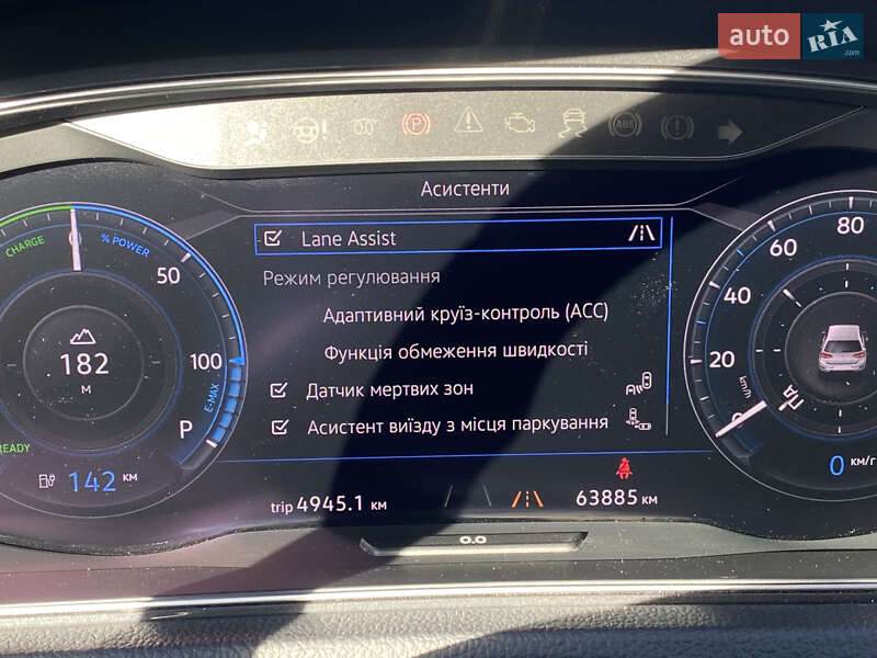 Хэтчбек Volkswagen e-Golf 2018 в Ровно
