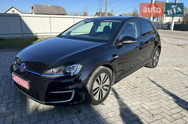 Хэтчбек Volkswagen e-Golf 2015 в Новоселице