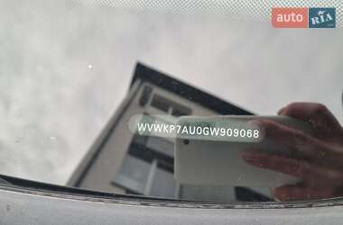 Хэтчбек Volkswagen e-Golf 2016 в 