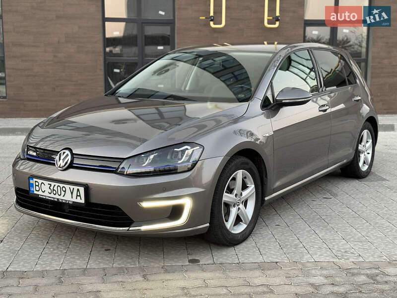 Хетчбек Volkswagen e-Golf 2015 в Сокалі