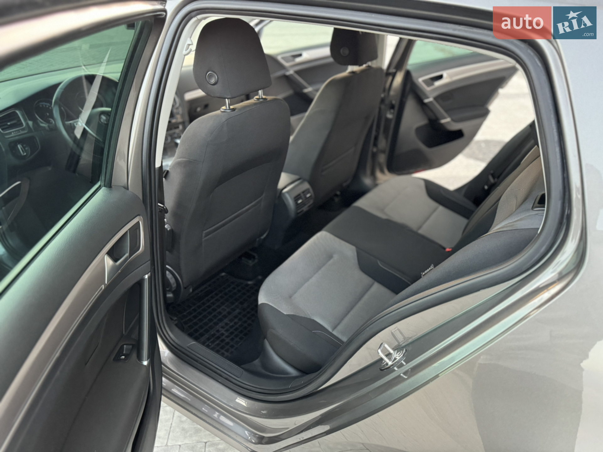 2015 Volkswagen Golf - мініатюра 29