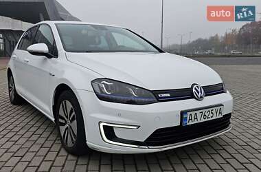 Хетчбек Volkswagen e-Golf 2015 в Львові