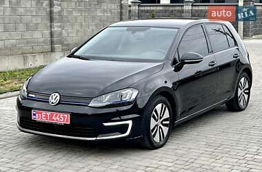 Хэтчбек Volkswagen e-Golf 2015 в Ровно