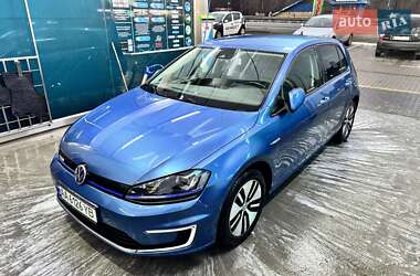 Хетчбек Volkswagen e-Golf 2014 в Києві