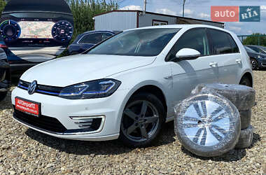 Хэтчбек Volkswagen e-Golf 2020 в Львове