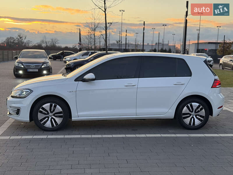 Хэтчбек Volkswagen e-Golf 2020 в Мукачево