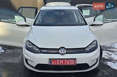 Хэтчбек Volkswagen e-Golf 2015 в Черновцах