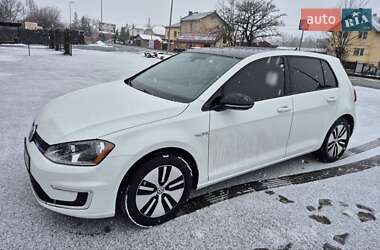 Хетчбек Volkswagen e-Golf 2015 в Івано-Франківську