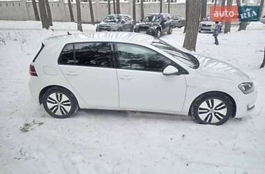 Хетчбек Volkswagen e-Golf 2014 в Житомирі