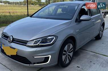 Хэтчбек Volkswagen e-Golf 2020 в Киеве