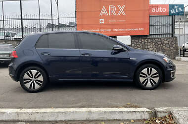 Хетчбек Volkswagen e-Golf 2016 в Кременчуці