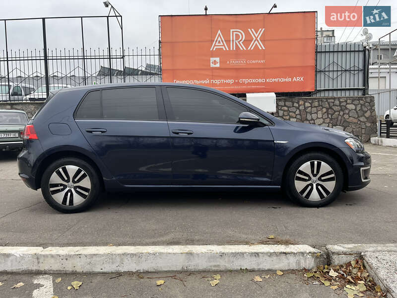 Хэтчбек Volkswagen e-Golf 2016 в Кременчуге