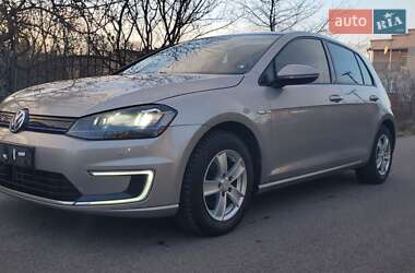 Хэтчбек Volkswagen e-Golf 2014 в Радивилове