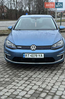 Хетчбек Volkswagen e-Golf 2015 в Івано-Франківську