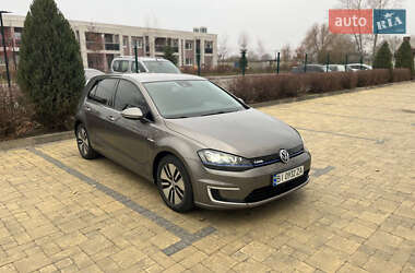 Хетчбек Volkswagen e-Golf 2015 в Кременчуці