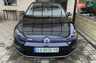 Хетчбек Volkswagen e-Golf 2016 в Києві