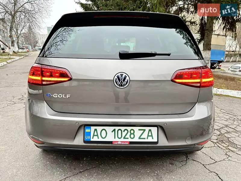 Volkswagen e-Golf 2015 VIN WVWZZZAUZGW901444 фото оголошення 12 з 59