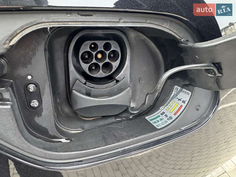 Хетчбек Volkswagen e-Golf 2019 в Калуші