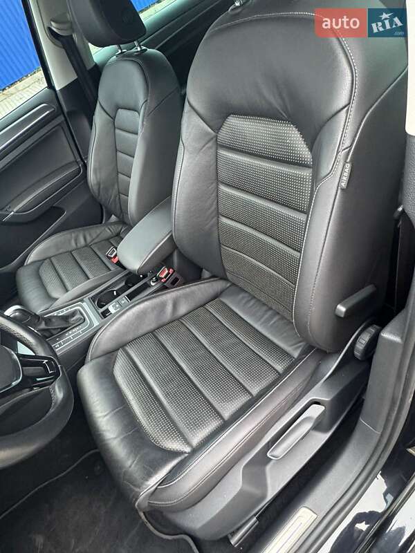 Хетчбек Volkswagen e-Golf 2019 в Калуші