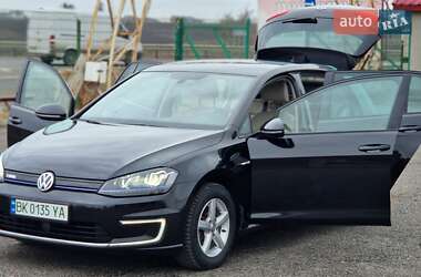 Хэтчбек Volkswagen e-Golf 2015 в Ровно