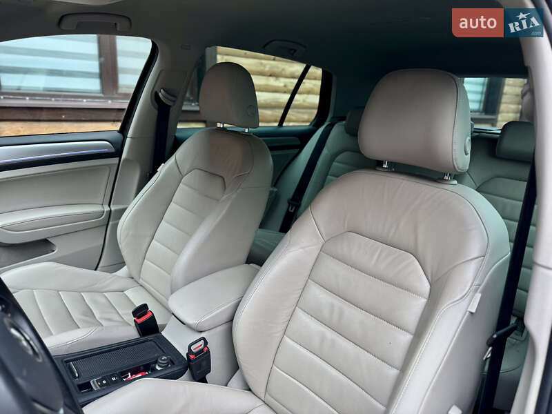 Хетчбек Volkswagen e-Golf 2015 в Кам'янець-Подільському