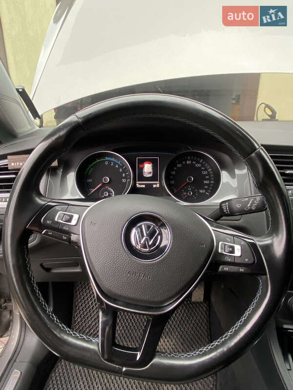 Хетчбек Volkswagen e-Golf 2015 в Білій Церкві